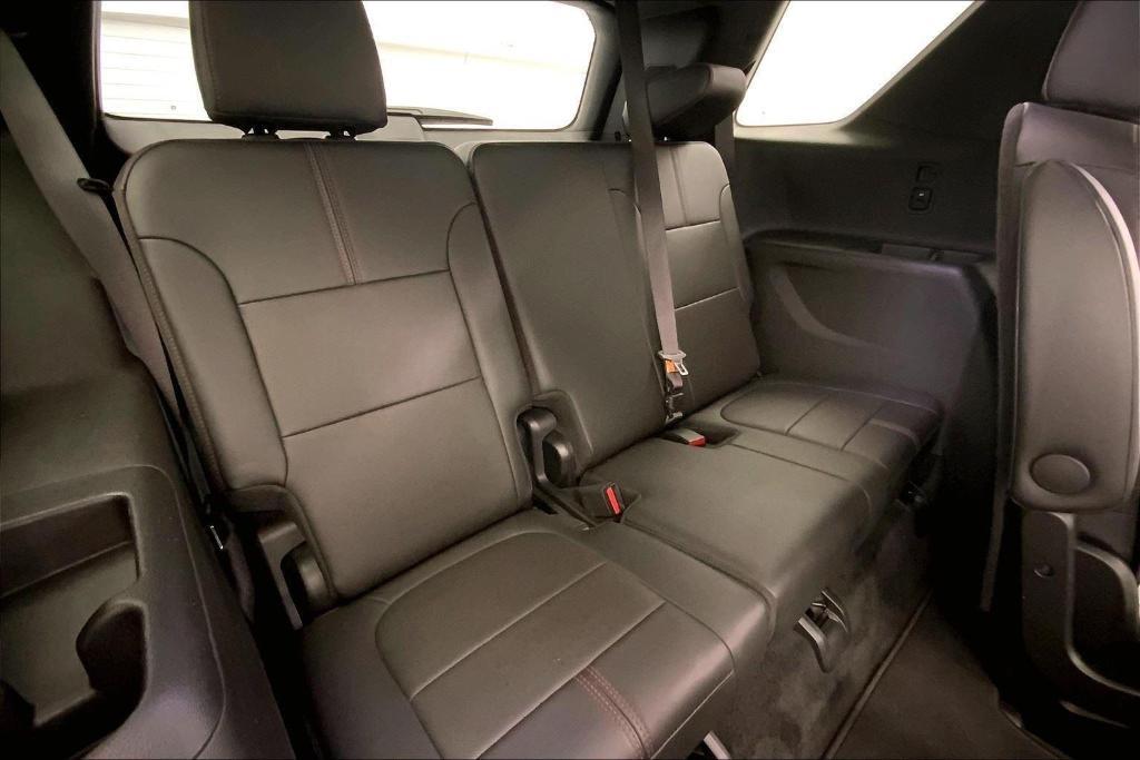 used 2023 Chevrolet Traverse car, priced at $38,750