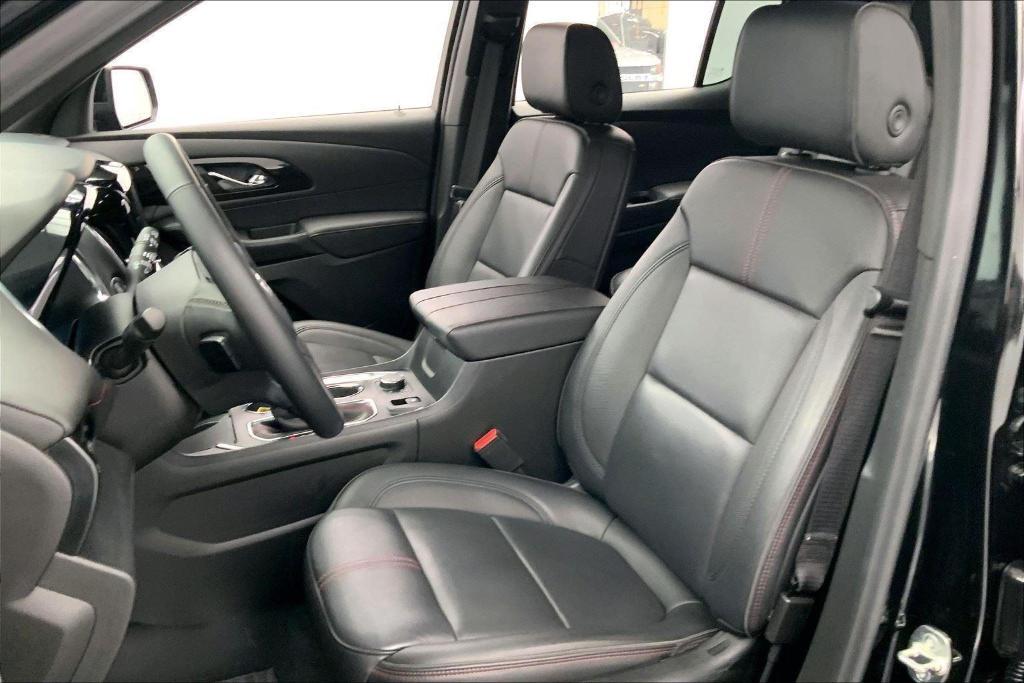 used 2023 Chevrolet Traverse car, priced at $38,750