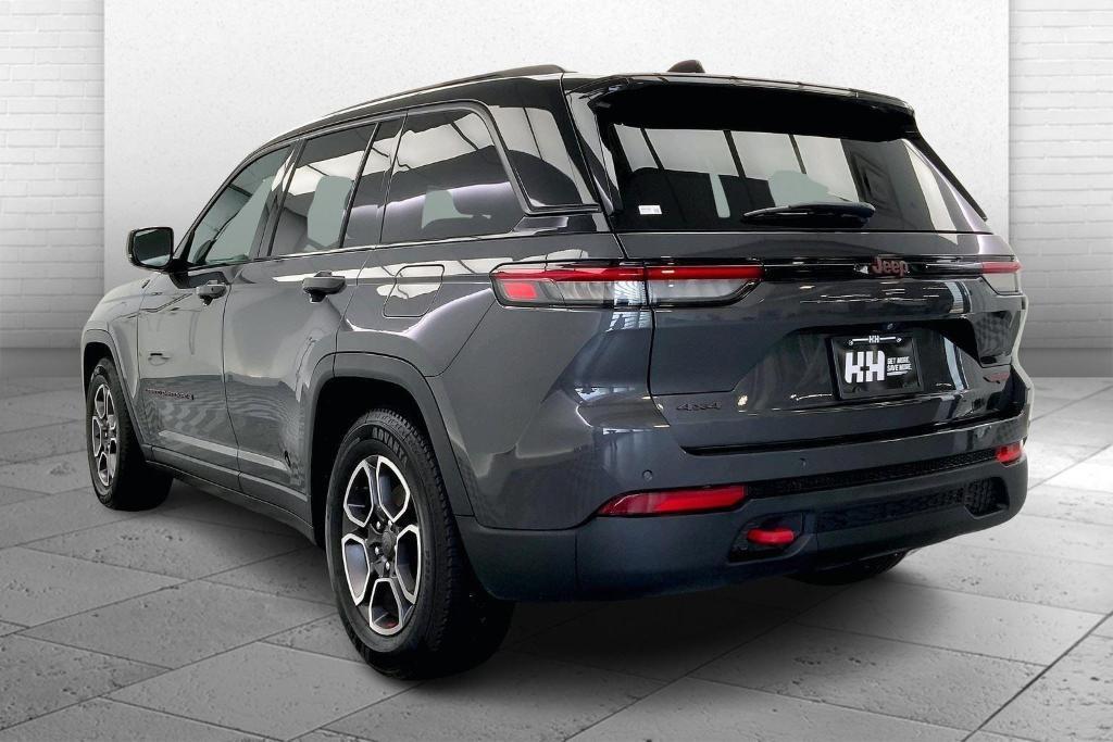 used 2022 Jeep Grand Cherokee car, priced at $33,000