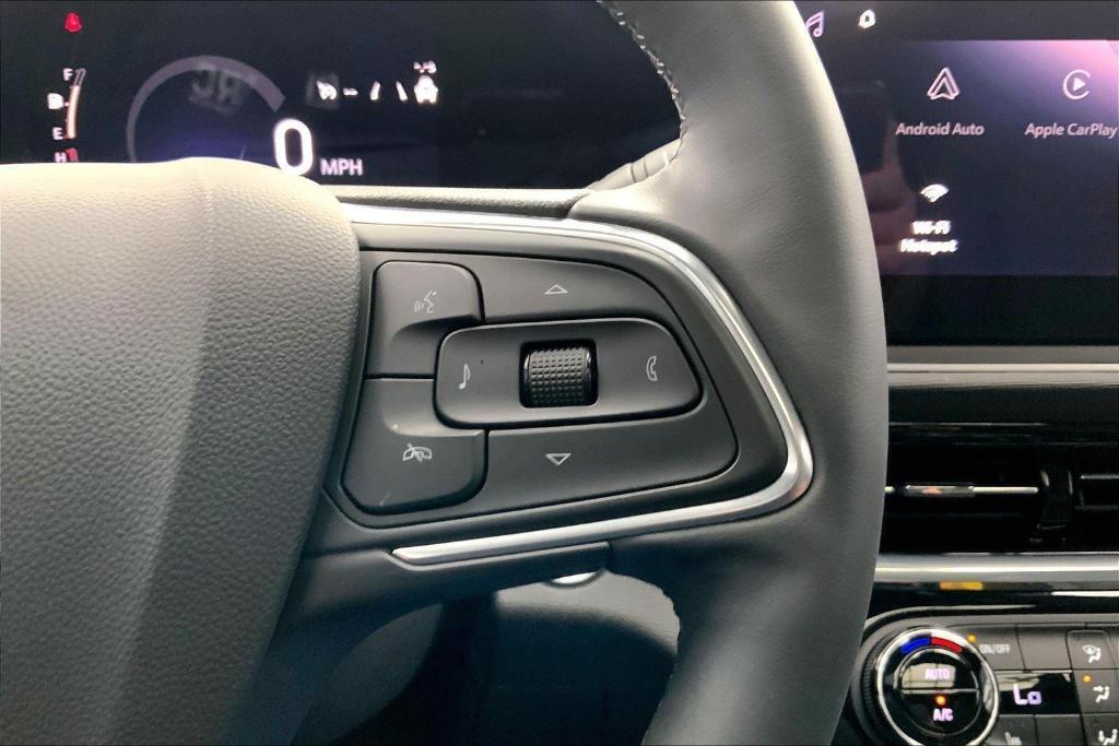 used 2024 Buick Envista car, priced at $27,000