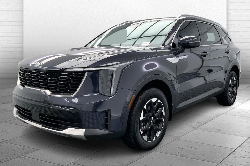 used 2025 Kia Sorento car, priced at $36,500