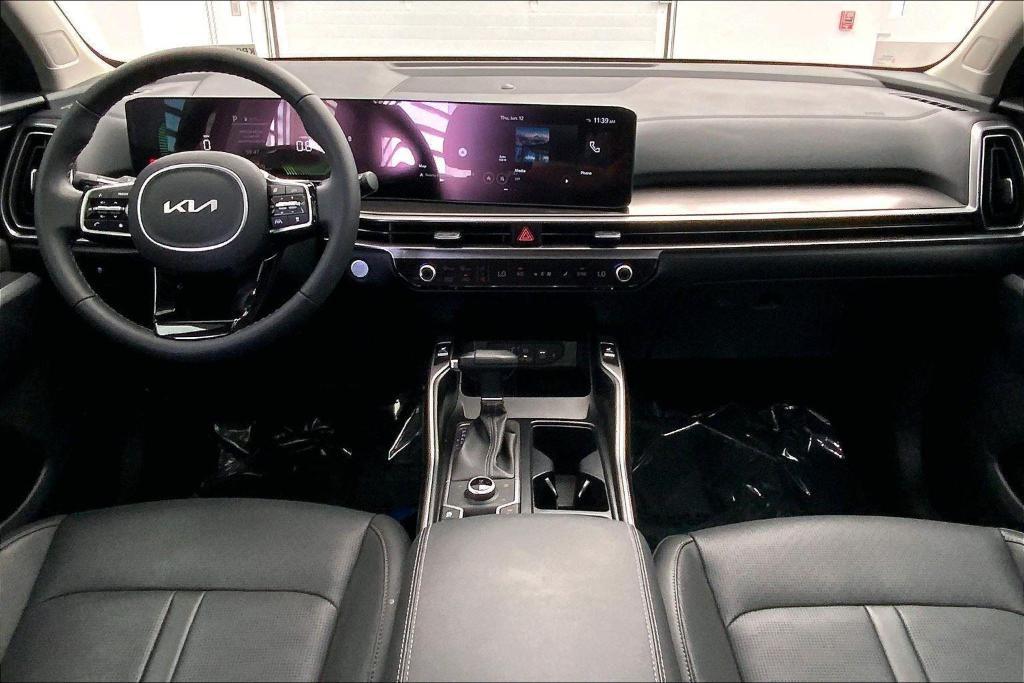 used 2025 Kia Sorento car, priced at $36,500