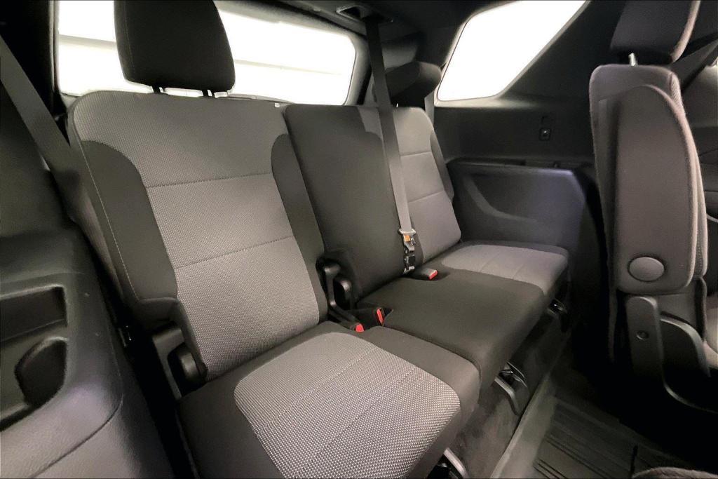 used 2023 Chevrolet Traverse car, priced at $31,495