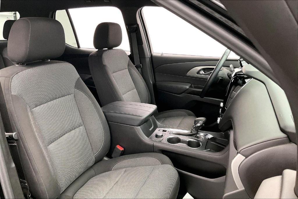 used 2023 Chevrolet Traverse car, priced at $31,495