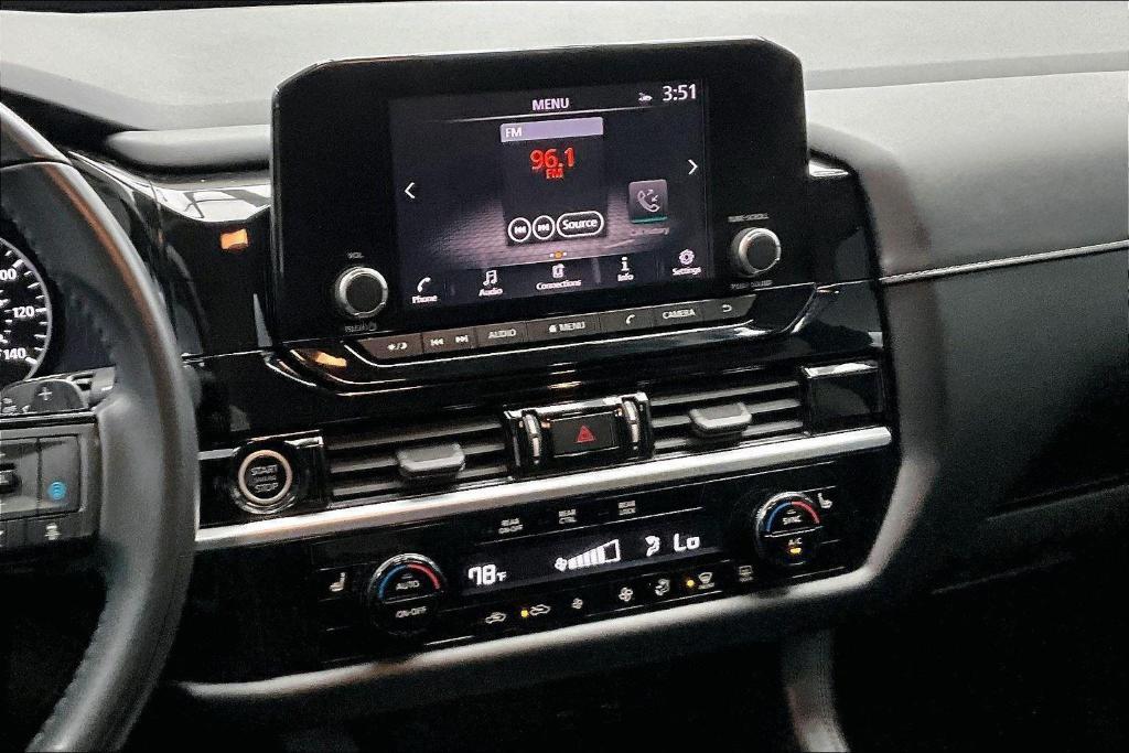 used 2022 Nissan Pathfinder car, priced at $24,950