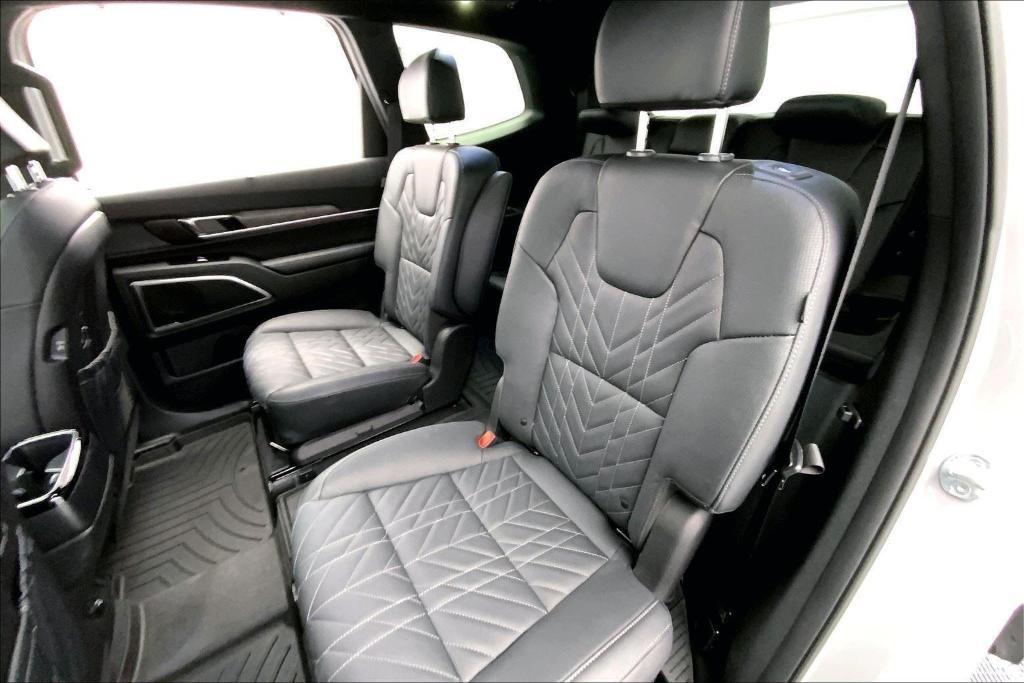 used 2025 Kia Telluride car, priced at $49,390