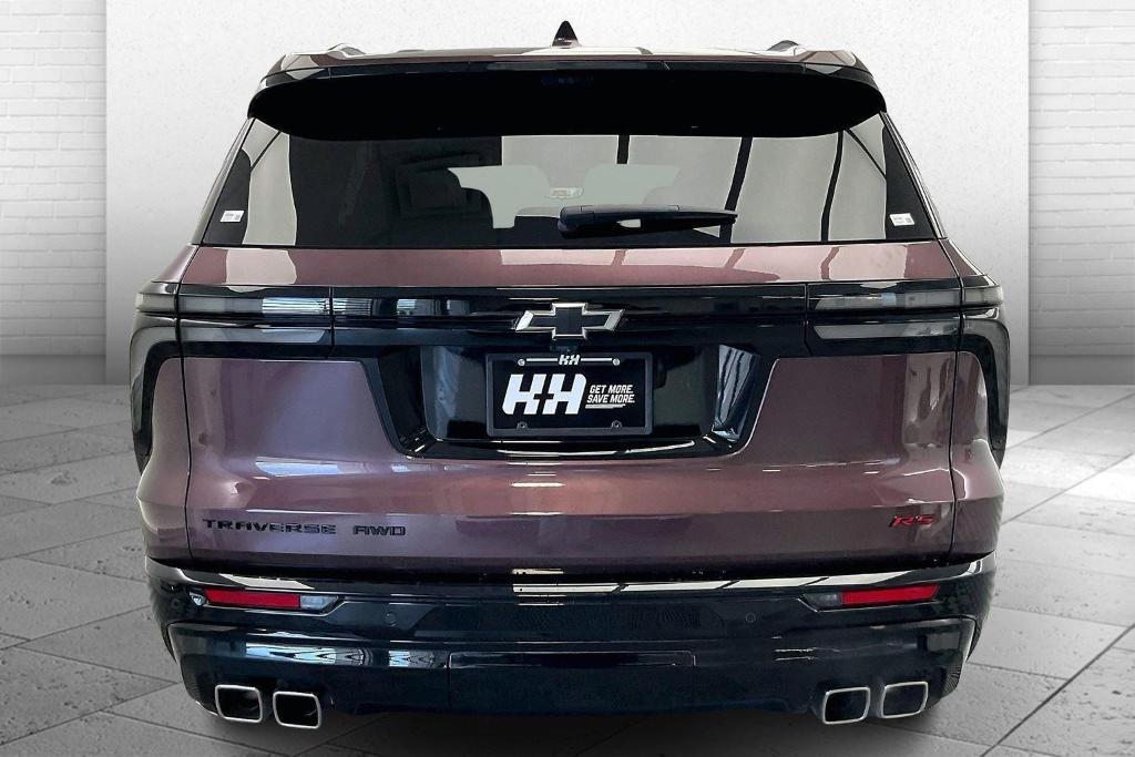 used 2024 Chevrolet Traverse car, priced at $53,290