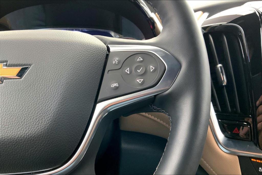 used 2023 Chevrolet Traverse car, priced at $41,890