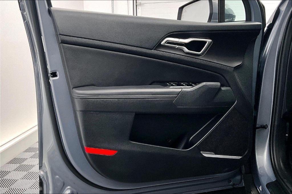 used 2025 Kia Sportage car, priced at $30,000