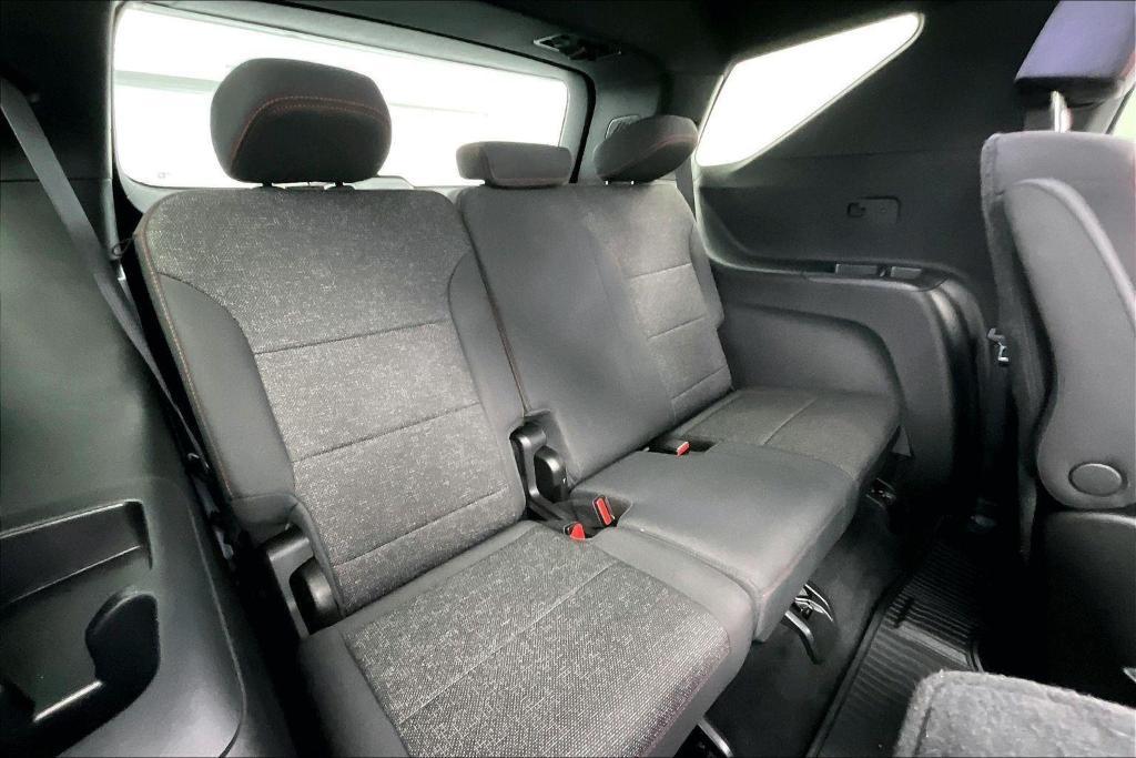 used 2024 Chevrolet Traverse car, priced at $43,449