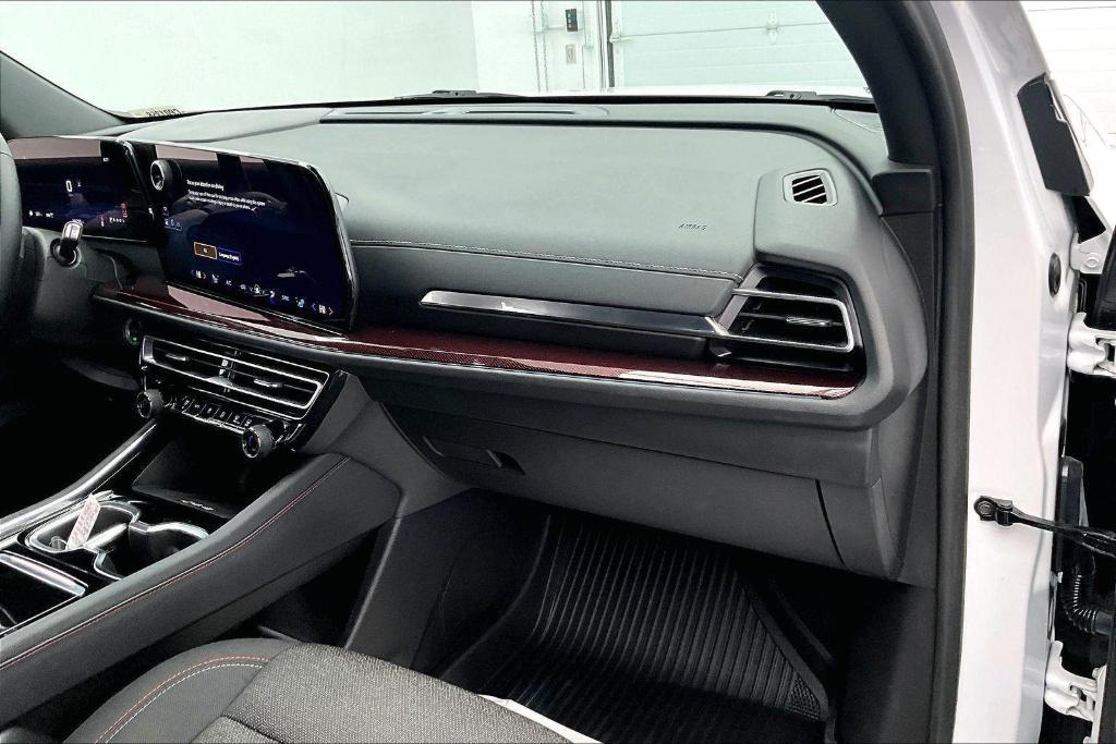 used 2024 Chevrolet Traverse car, priced at $43,449