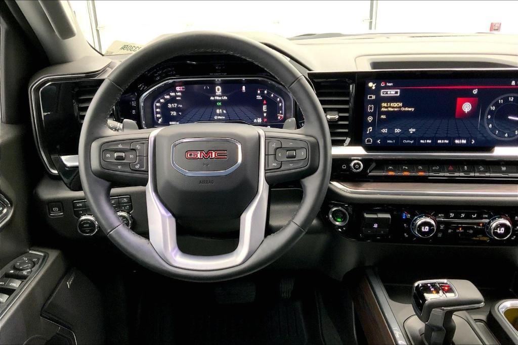 used 2024 GMC Sierra 1500 car, priced at $51,995