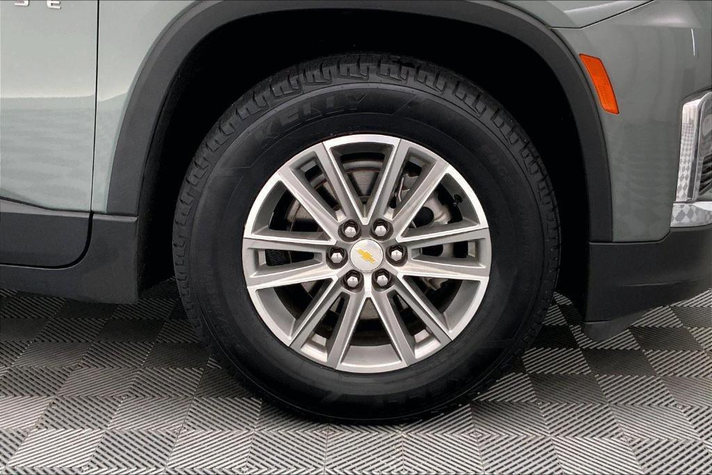used 2022 Chevrolet Traverse car, priced at $31,699