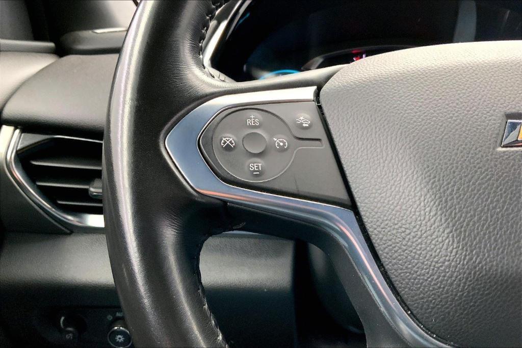 used 2022 Chevrolet Traverse car, priced at $31,699
