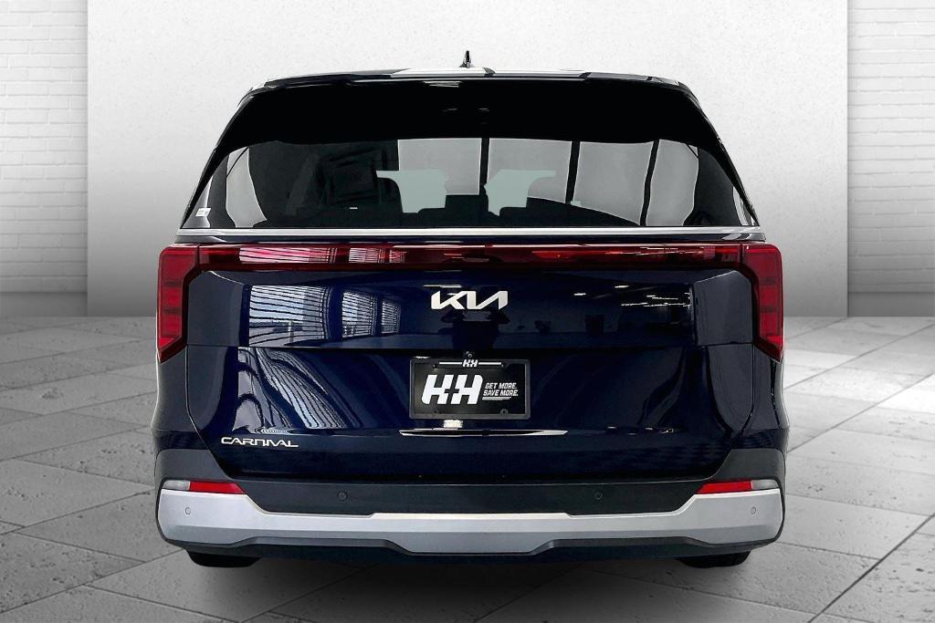 used 2025 Kia Carnival car, priced at $38,000