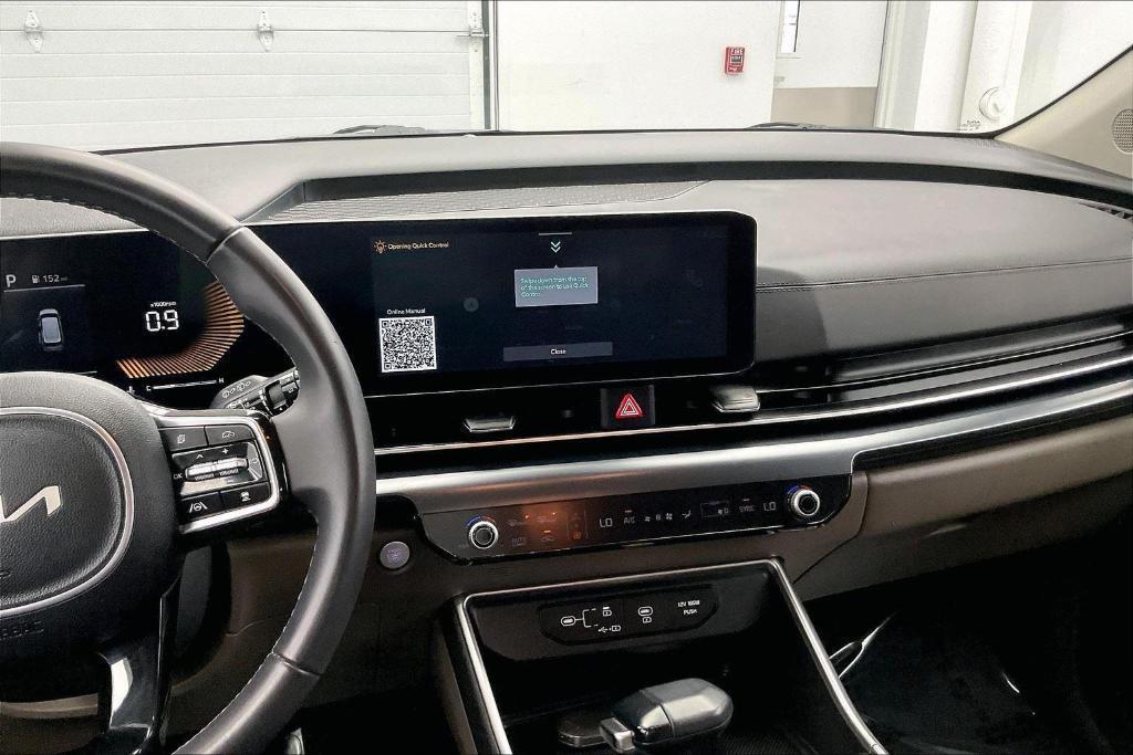 used 2025 Kia Carnival car, priced at $38,000