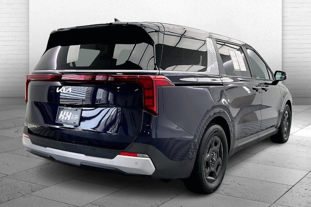 used 2025 Kia Carnival car, priced at $38,000