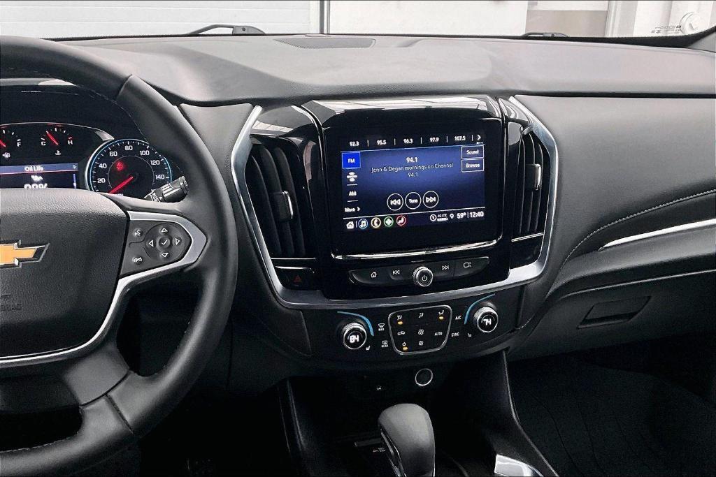 used 2023 Chevrolet Traverse car, priced at $31,995