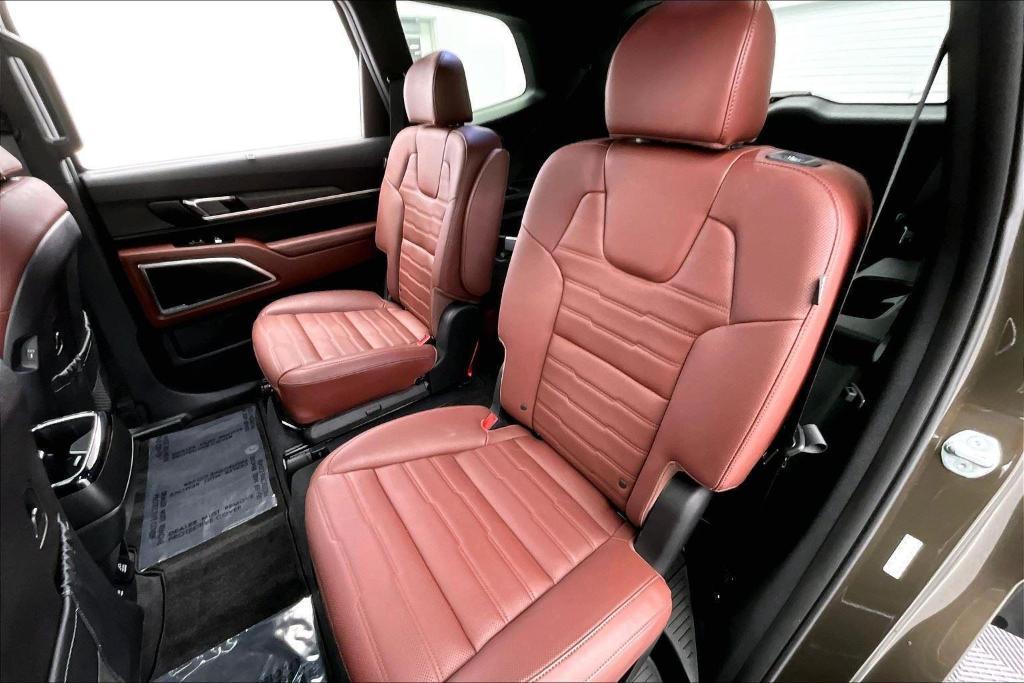 used 2024 Kia Telluride car, priced at $44,500