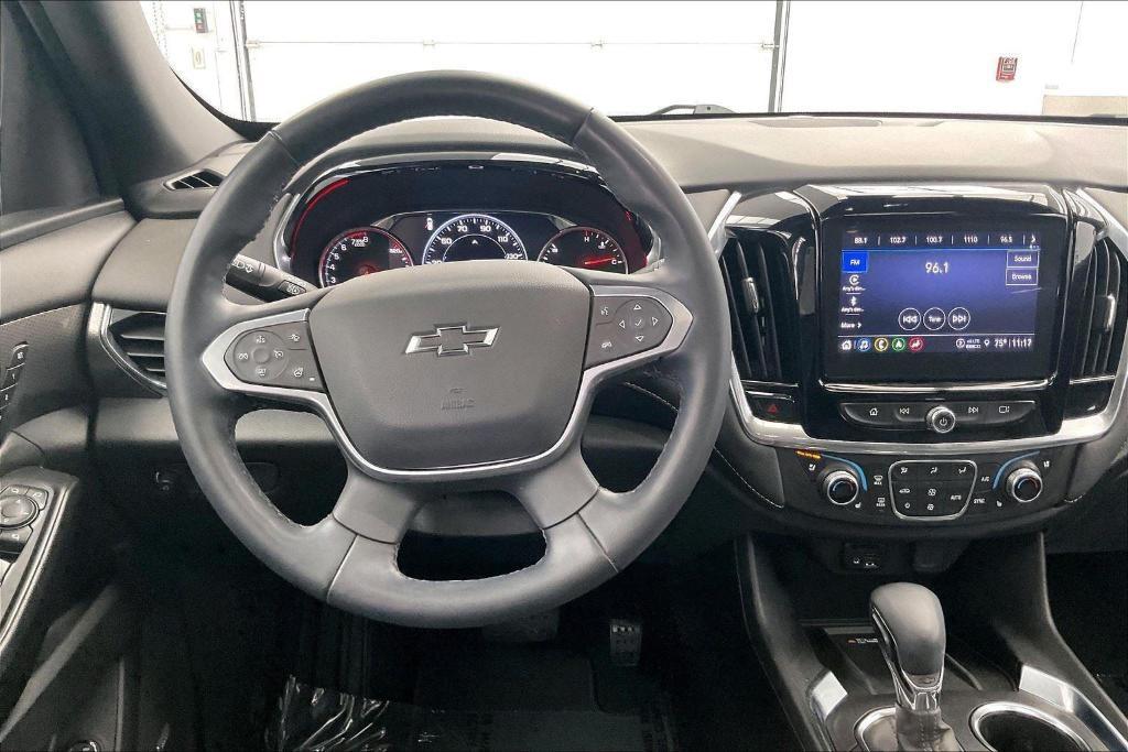 used 2023 Chevrolet Traverse car, priced at $39,888