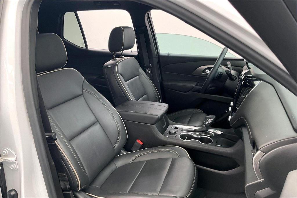 used 2023 Chevrolet Traverse car, priced at $39,888