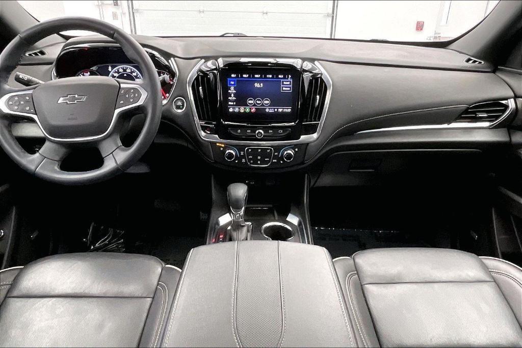 used 2023 Chevrolet Traverse car, priced at $39,888