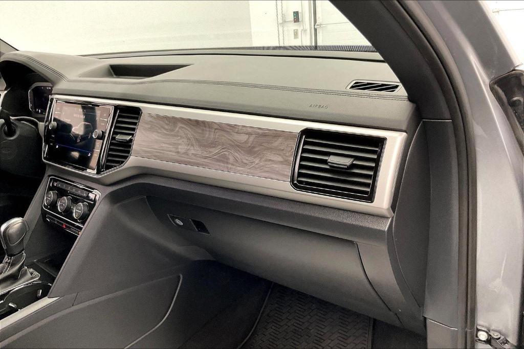 used 2022 Volkswagen Atlas Cross Sport car, priced at $29,000