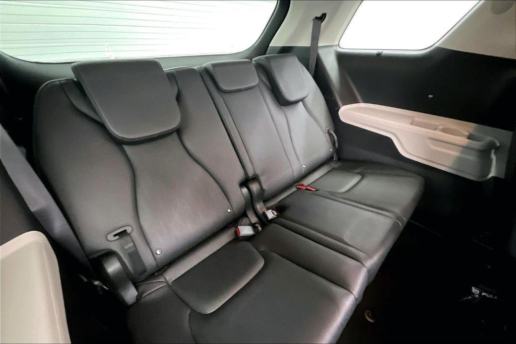 used 2024 Kia Carnival car, priced at $35,000
