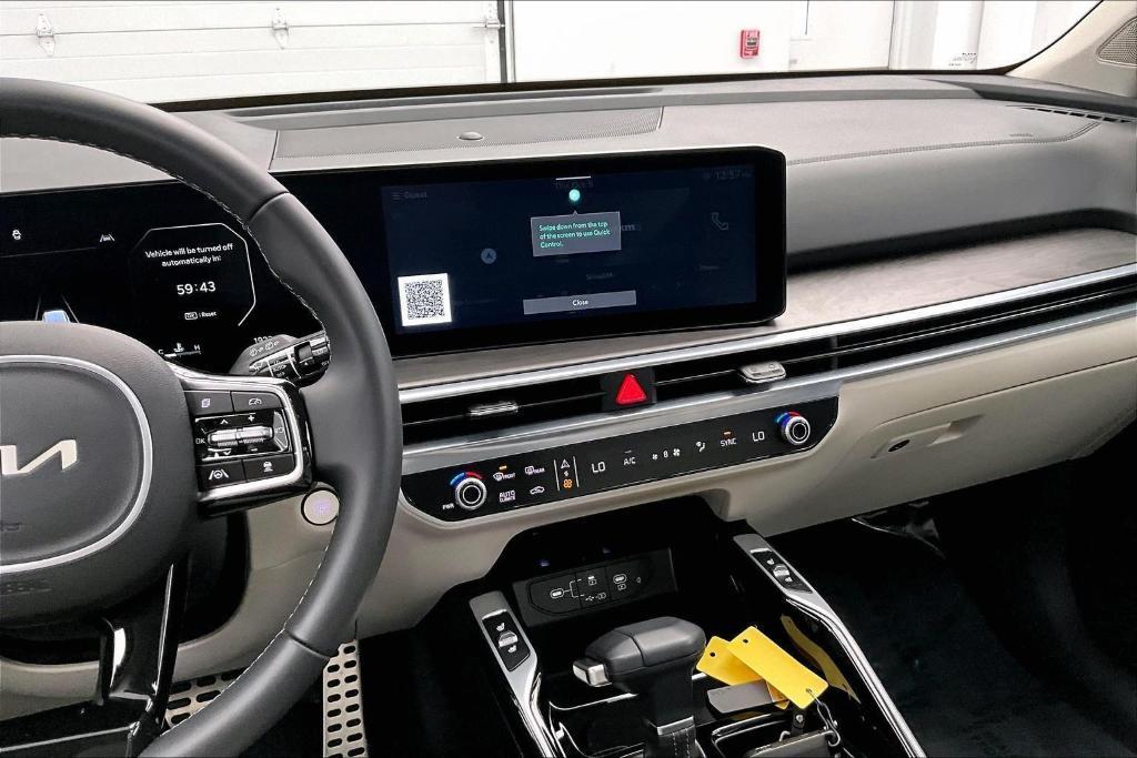 used 2025 Kia Sorento car, priced at $39,500