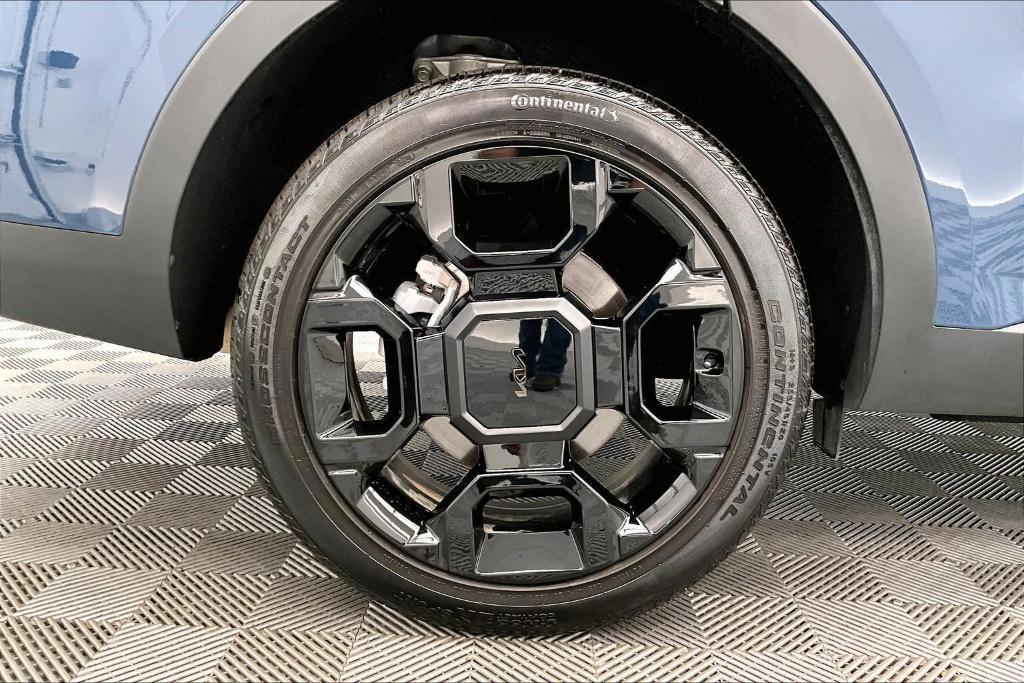 used 2025 Kia Sorento car, priced at $39,500