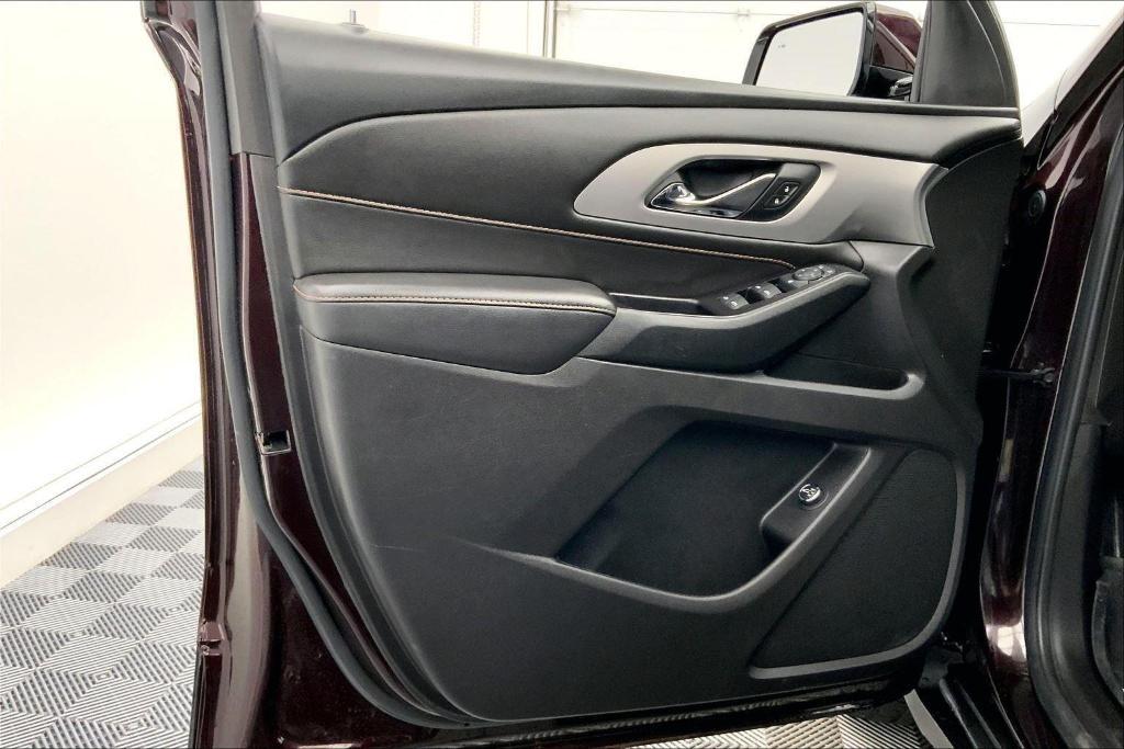 used 2020 Chevrolet Traverse car, priced at $20,250
