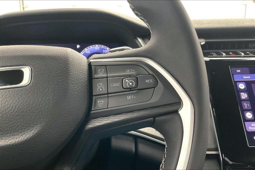 used 2024 Jeep Grand Cherokee car, priced at $31,865