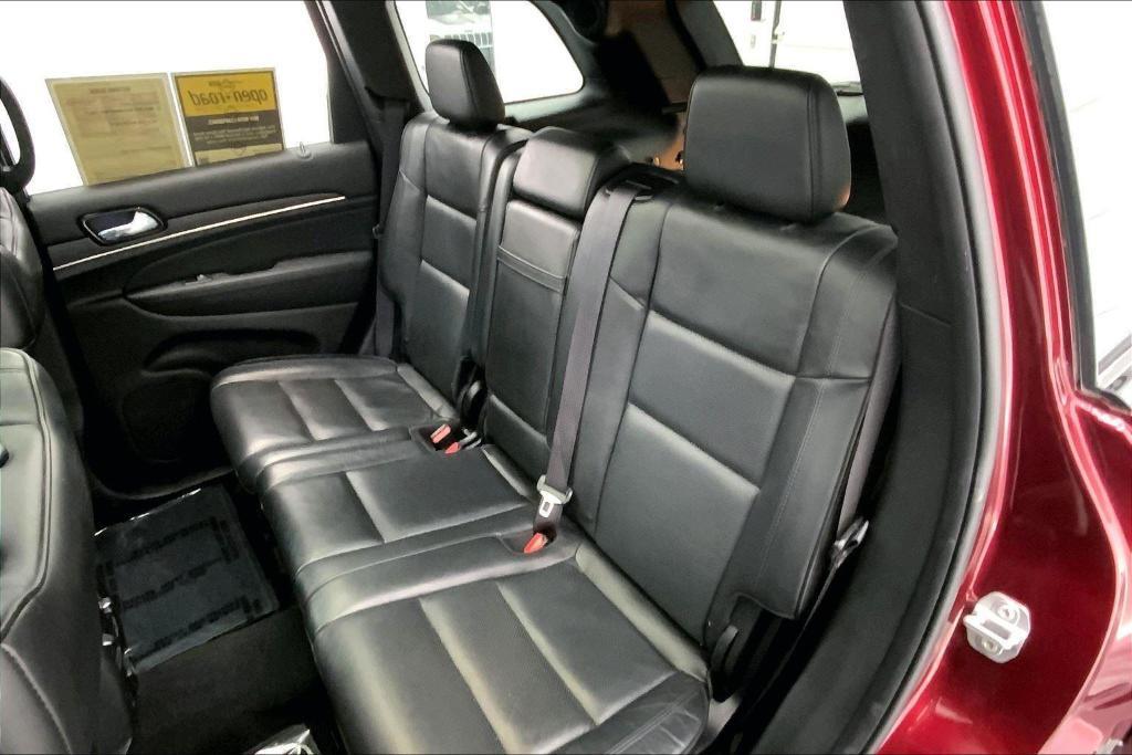 used 2021 Jeep Grand Cherokee car, priced at $30,000