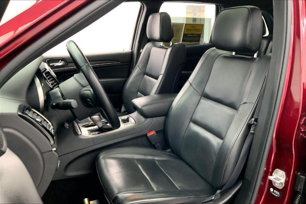 used 2021 Jeep Grand Cherokee car, priced at $30,000