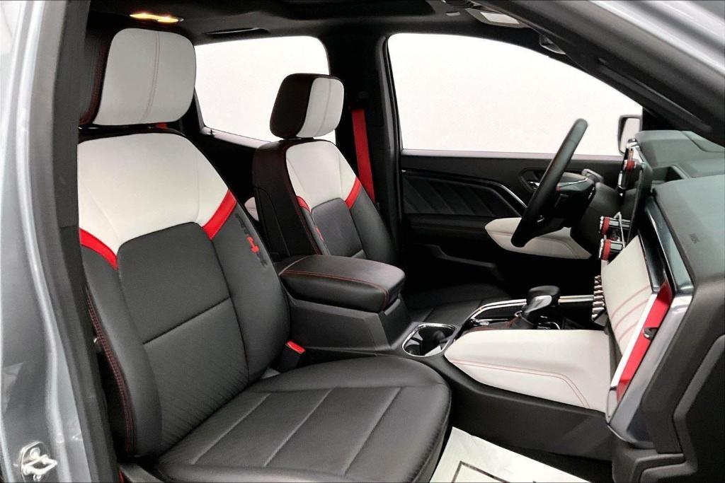 used 2023 GMC Canyon car, priced at $40,885