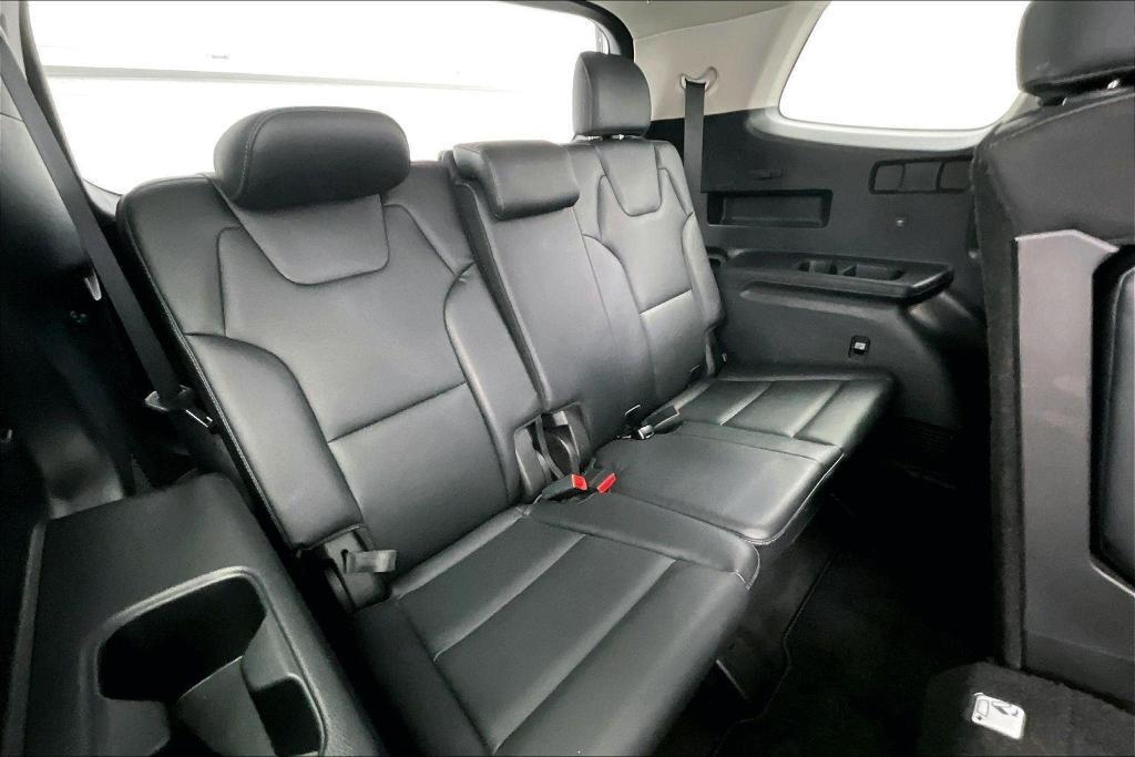 used 2023 Kia Telluride car, priced at $30,000