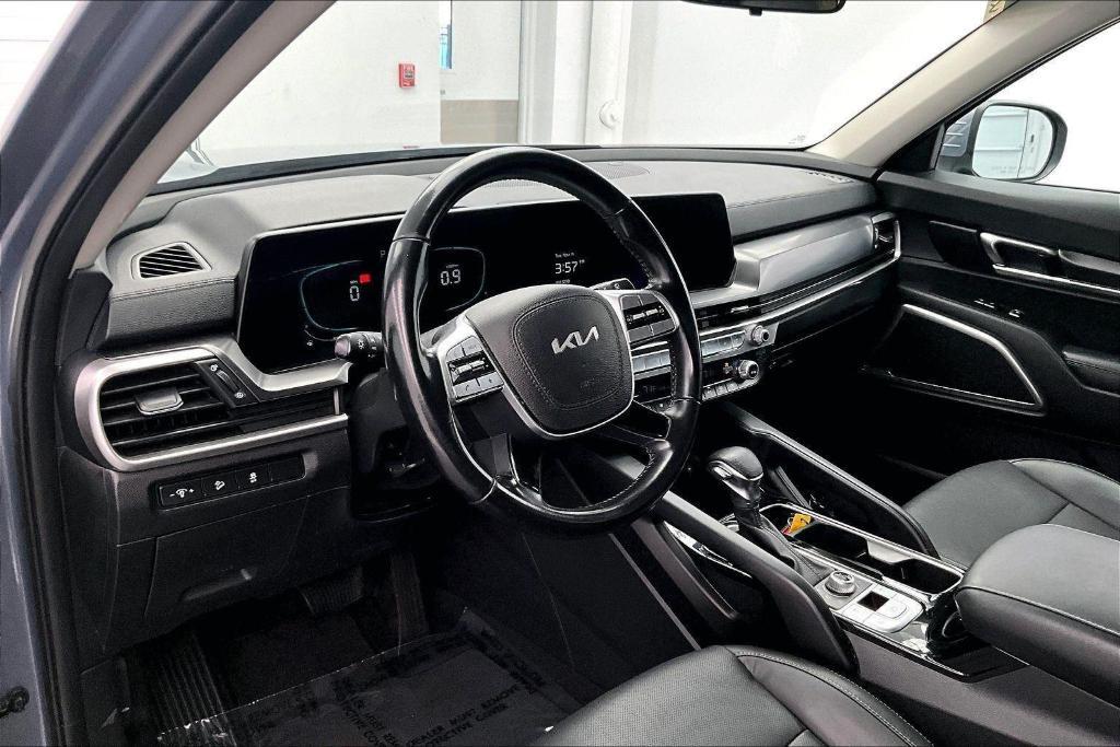 used 2023 Kia Telluride car, priced at $30,000