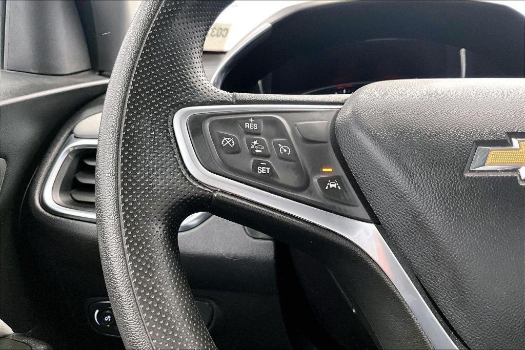 used 2023 Chevrolet Equinox car, priced at $22,367