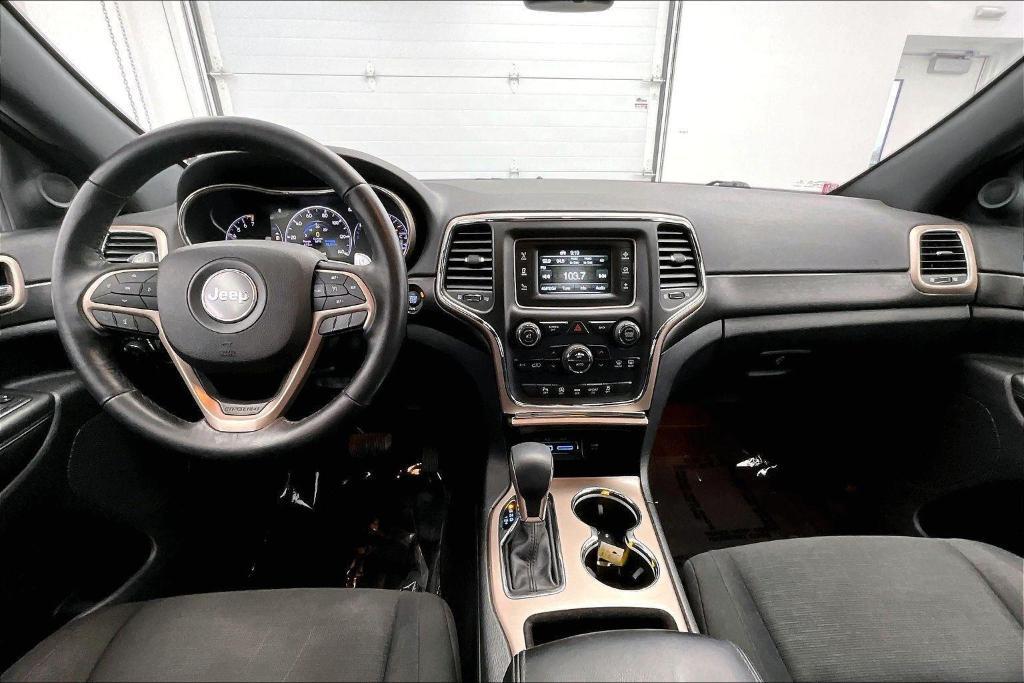 used 2017 Jeep Grand Cherokee car, priced at $17,251