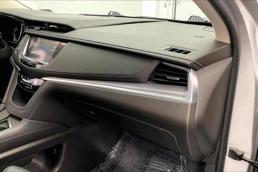 used 2018 Cadillac XT5 car, priced at $23,596
