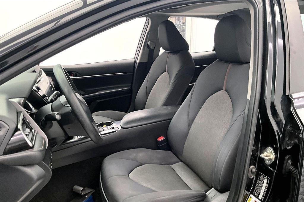 used 2020 Toyota Camry Hybrid car, priced at $19,000