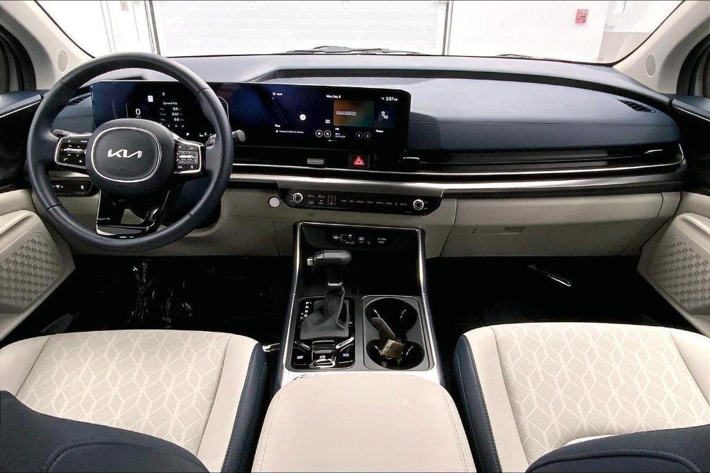used 2025 Kia Carnival car, priced at $42,995