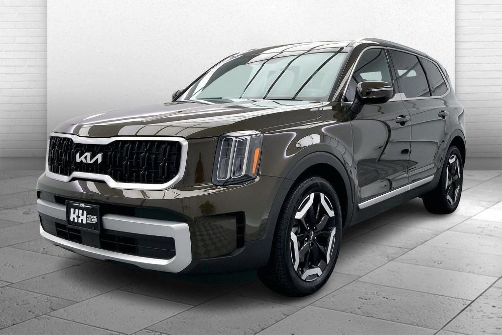 used 2023 Kia Telluride car, priced at $42,000