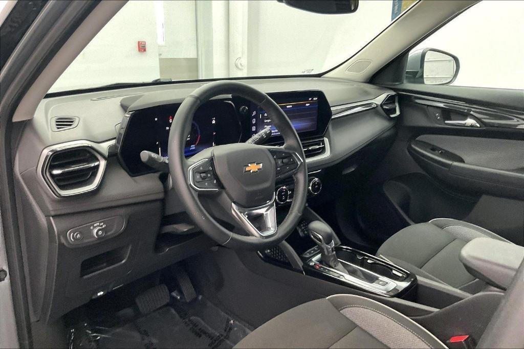 used 2025 Chevrolet TrailBlazer car, priced at $22,900