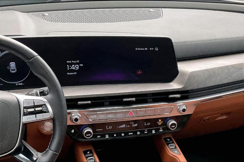 used 2024 Kia Telluride car, priced at $44,000