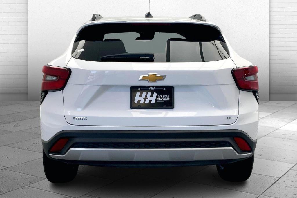 used 2024 Chevrolet Trax car, priced at $20,995