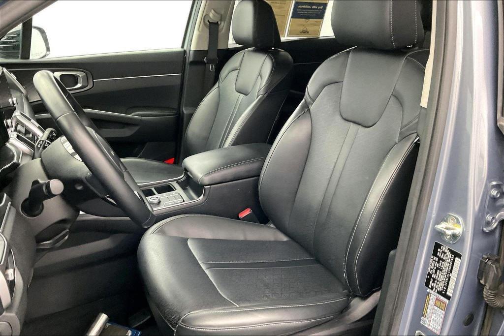 used 2022 Kia Sorento car, priced at $18,000