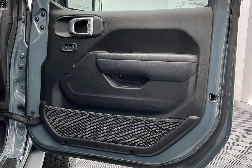 used 2024 Jeep Gladiator car, priced at $38,924