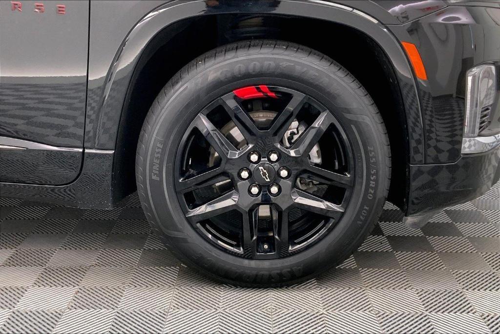 used 2023 Chevrolet Traverse car, priced at $35,495