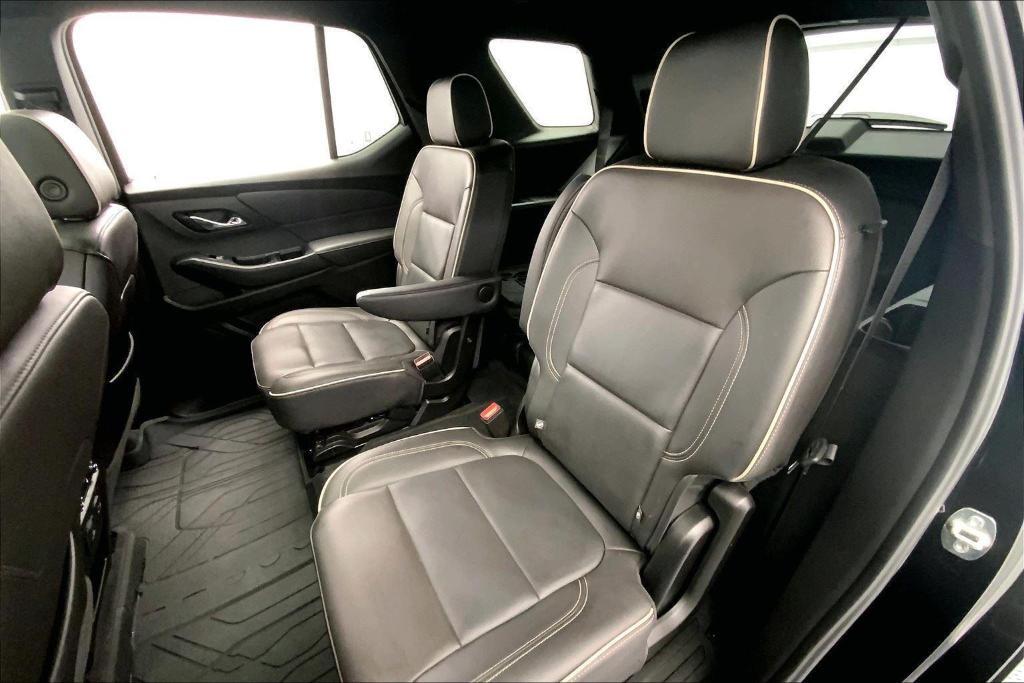 used 2023 Chevrolet Traverse car, priced at $35,495